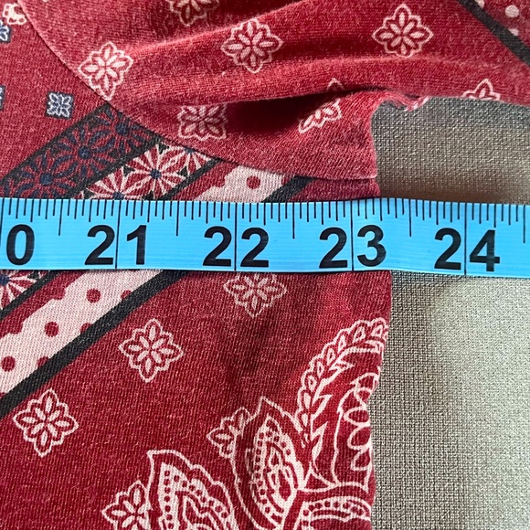 🌺OLSEN LONG SLEEVE TOP - Picture 9 of 10